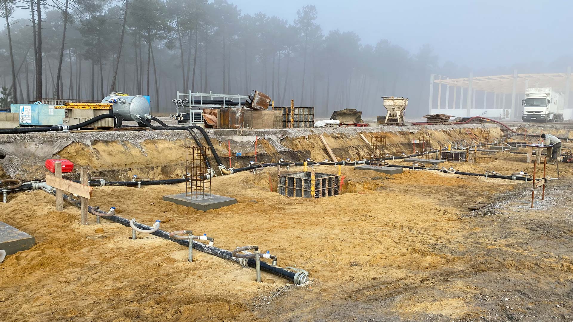 Rabattement par pointes filtrantes dans les Landes