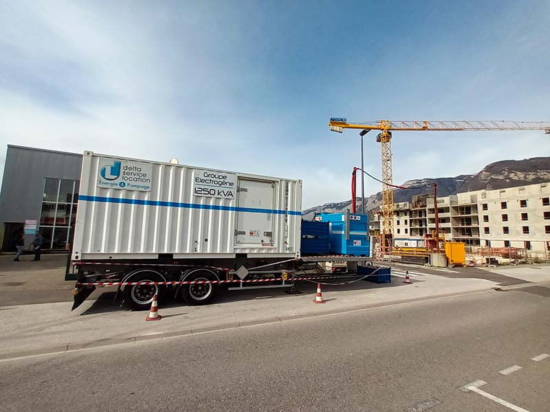 Groupe électrogène 1250 kVA + une cuve à carburant